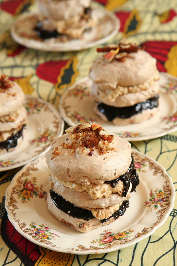 aa  4 meringues in rye op bordjies  IMG_3072 Small