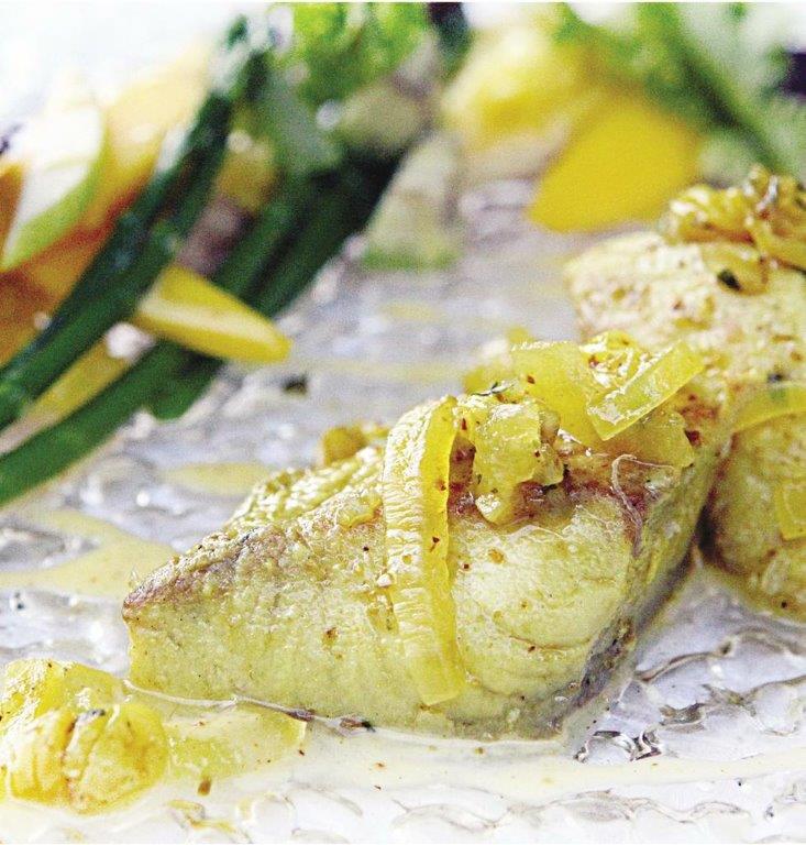 Samarie Smith het hierdie foto van piekelvis geneem by Emily's, heerlik met vars pynappel, avokadopeer en komkommer. 