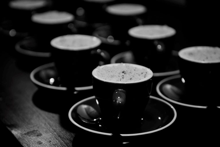 Nic se bergamot roompotjies met sitruskoekiekrummels (foto verskaf)