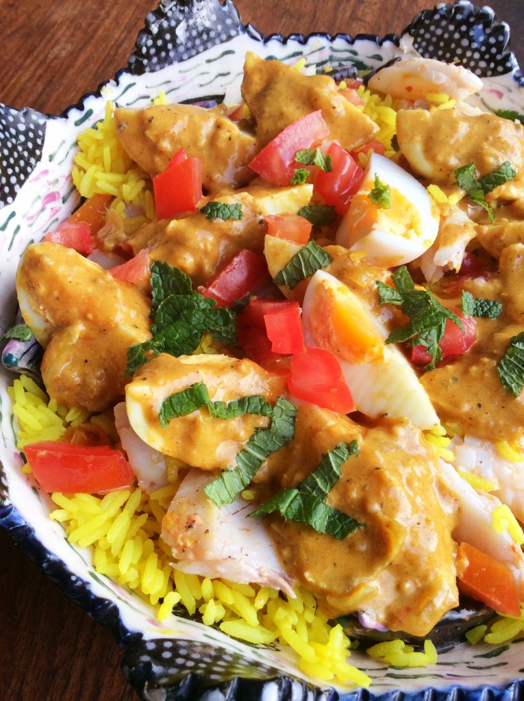 'Kerrie-eier kedgeree'. Bak deur Ardmore Ceramics. 