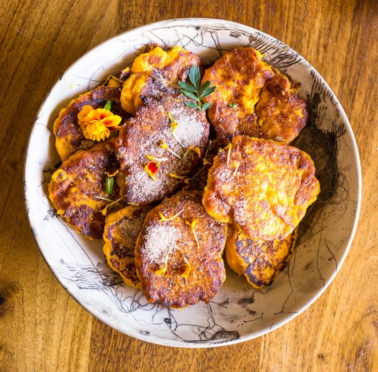 E4EF872B-DCA8-4C49-B032-053E29E82962